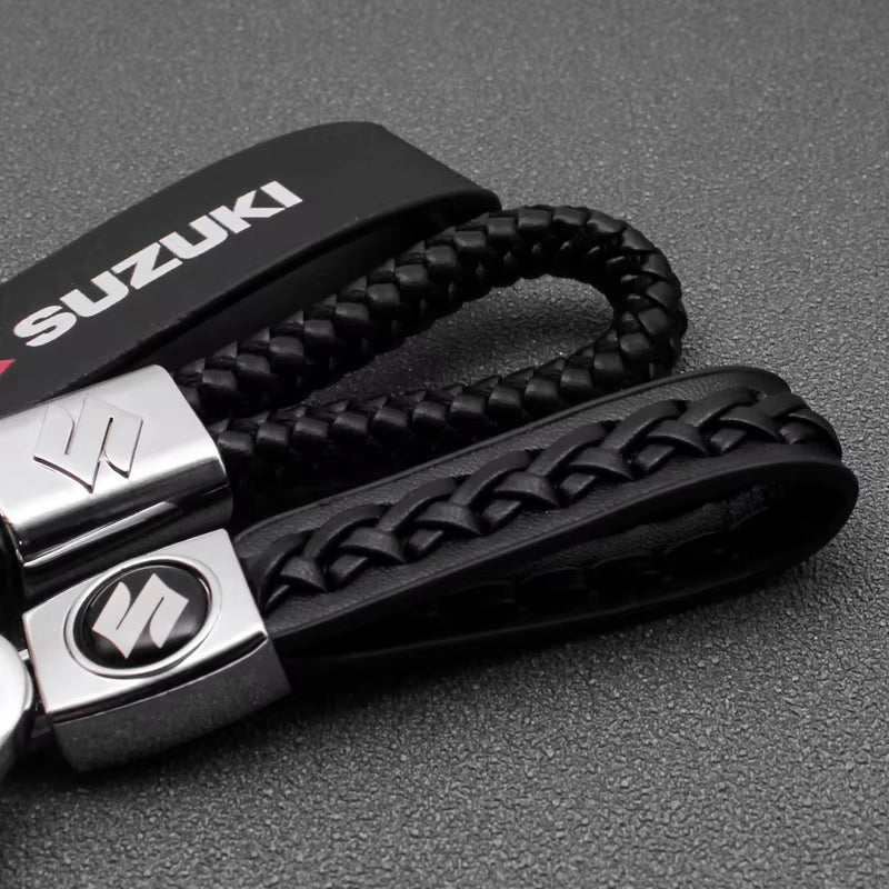 1Pc 3D Metal+Leather Car Styling Keychain for  Grand Swift Jimny Vitara Baleno SX4 Badge Emblem Key Rings Auto Accessories